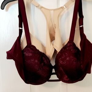 Bras (2) NWOT